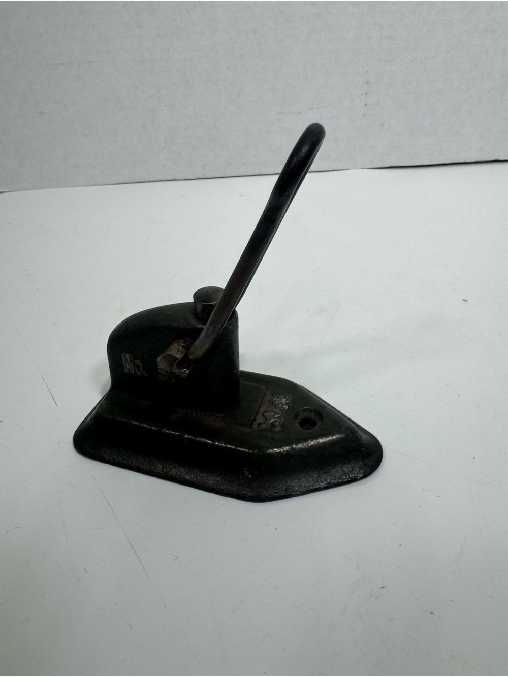 Vintage Cast Iron Black One-Hole hole punch with Lever